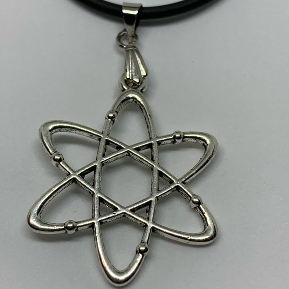 Alloy Atom Necklace - Picture 2 of 3